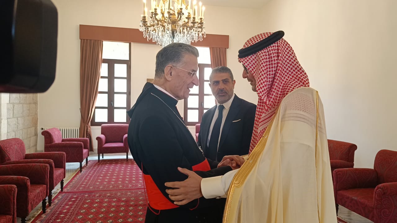 لقاء بين الراعي والبخاري في الديمان يبحث اجتماع الخماسية 